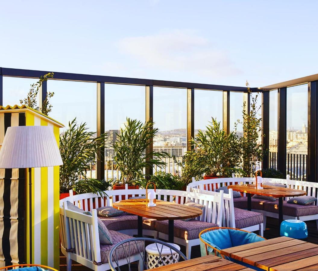Mama Shelter Paris West Hotel Exterior photo