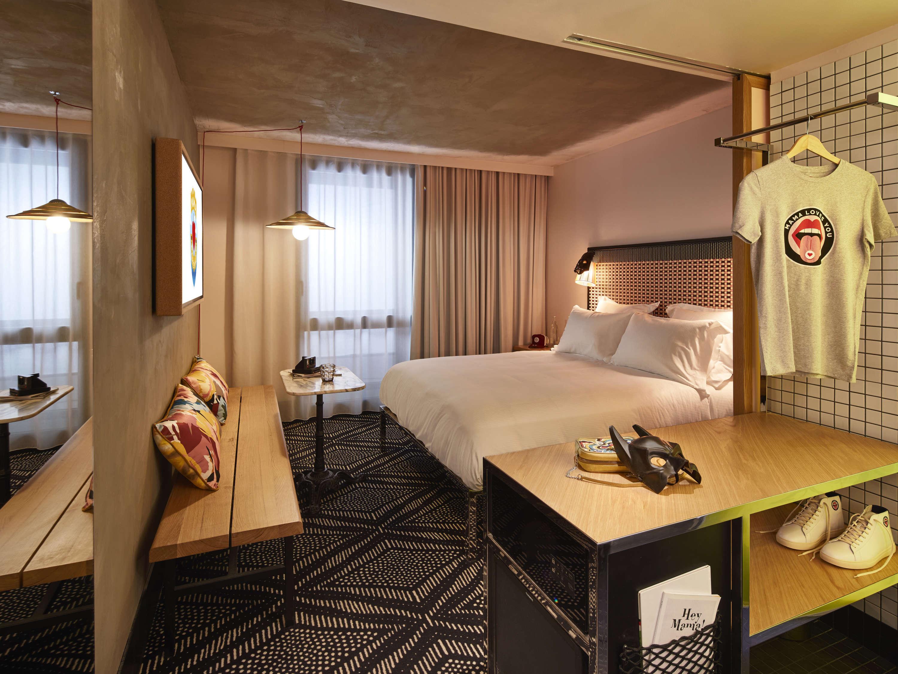 Mama Shelter Paris West Hotel Exterior photo